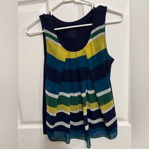NY&C Sleeveless Blouse with a Pleated Neckline Size Small